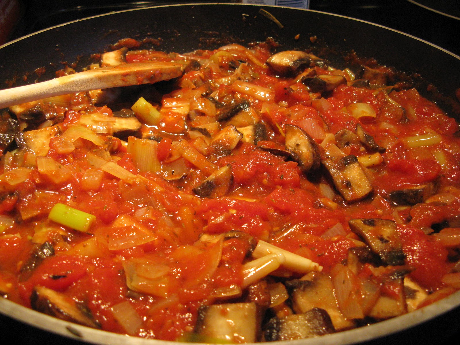 dorian allyn in the kitchen Portobello and Spinach Penne with Creamy