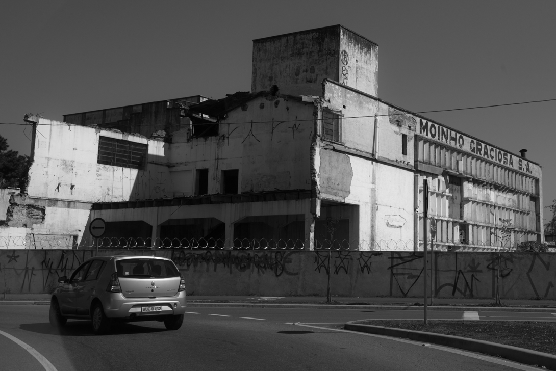 Lata da Fabrica de Café e Chocolate Moinho de Ouro - Ri