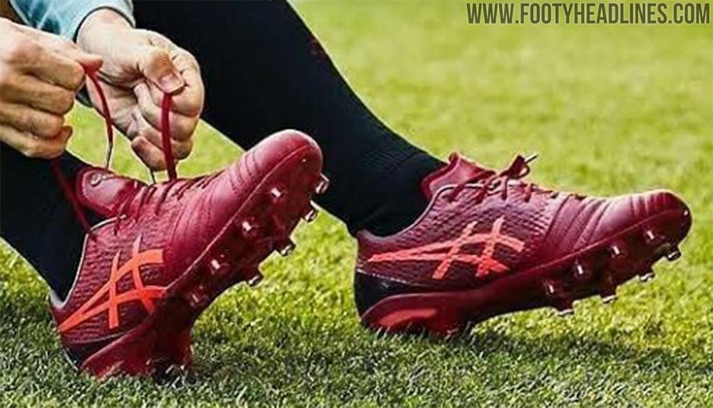 Asics dévoile une nouvelle chaussure signature pour Andrés Iniesta