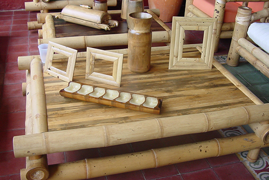 gambar contoh furniture bambu