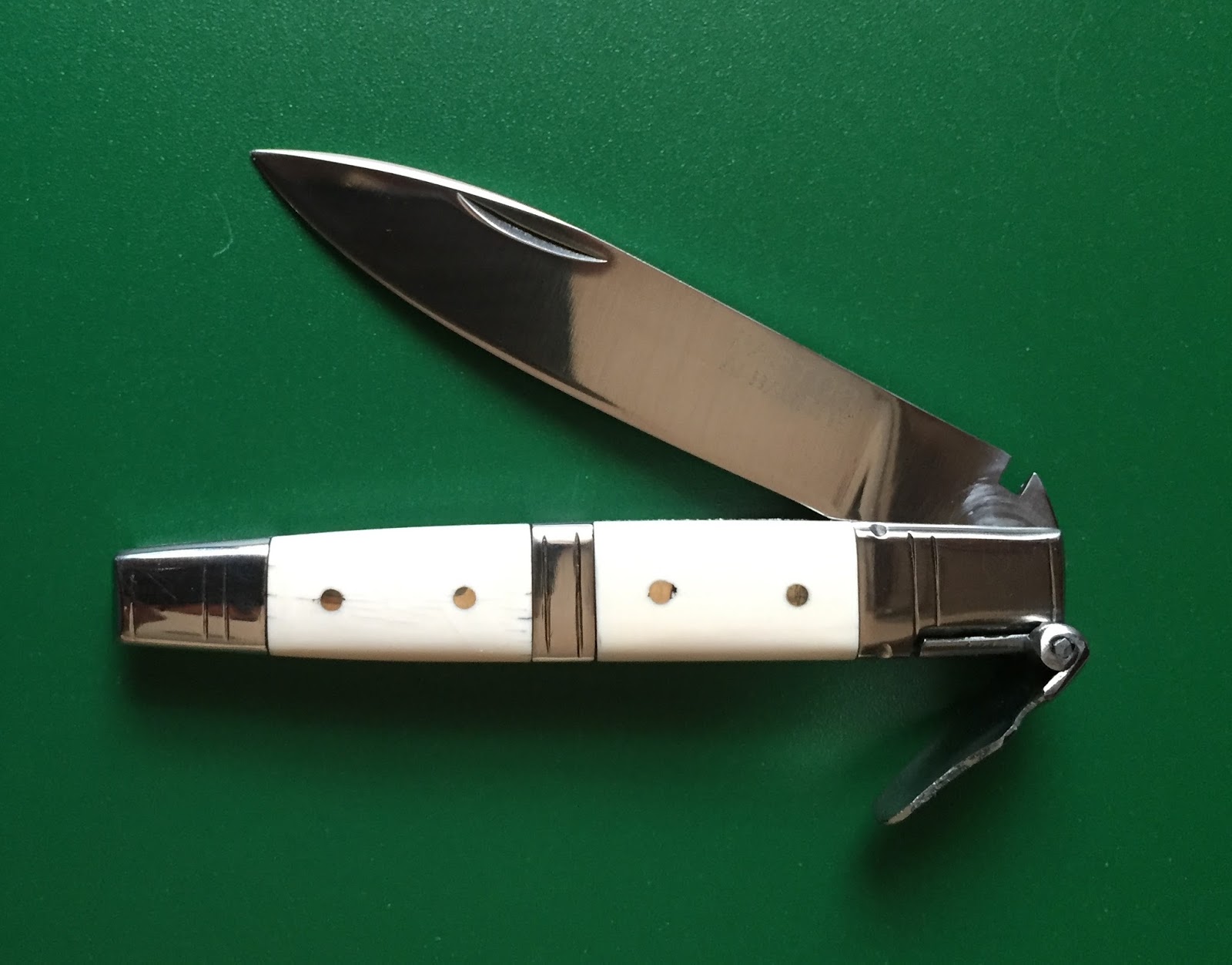 Pocket Knives Spanish