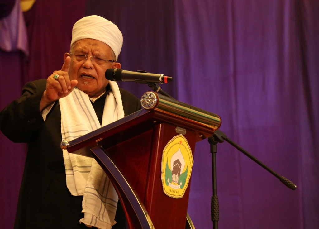 Syukron Ma’mun Syukron Ma’mun