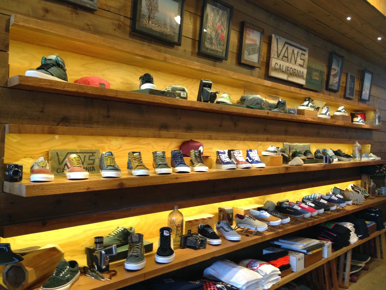 HAWAII X DESTROY Thalia Surf Shop Laguna, CA.