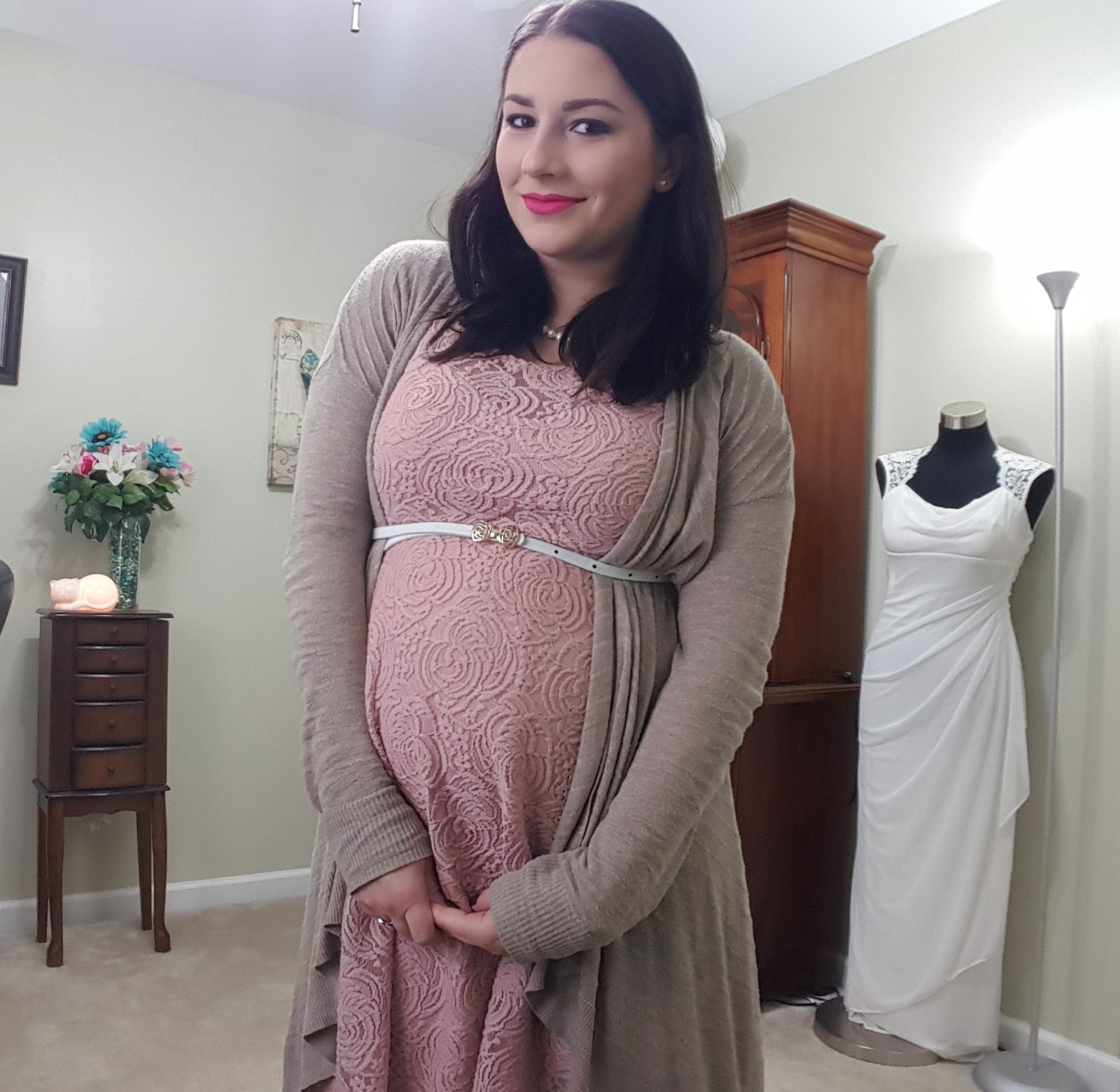Lainamarie91 18 Weeks Maternity OOTD Pink Lace Dress from Pink Blush Maternity