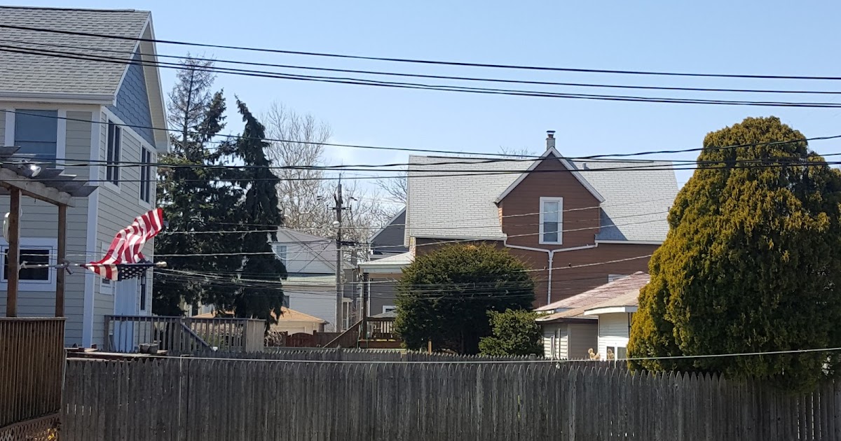 The Chicago Real Estate Local (Da) Coach house... yea or nay?