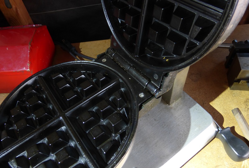 Waffle Iron Repair Greens and Machines