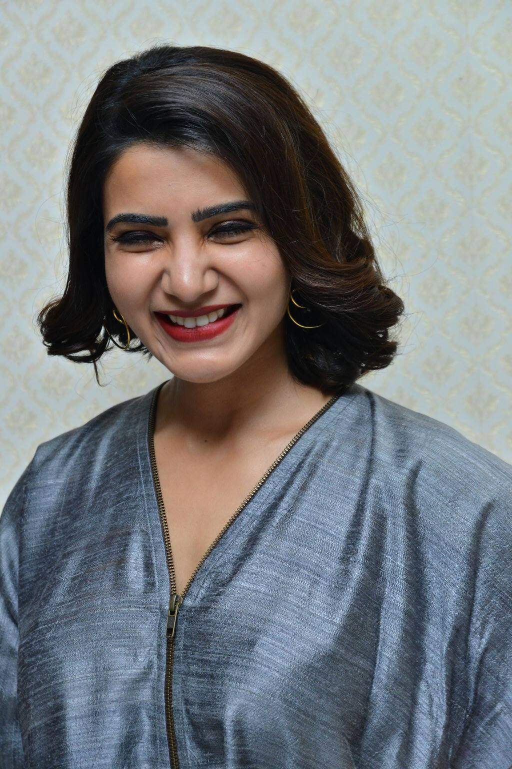 Actress Samantha HD Wallpapers and latest Photos