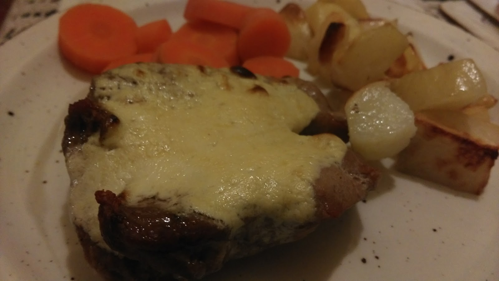 JibberJabberUK Crème fraîche and mustard pork steaks