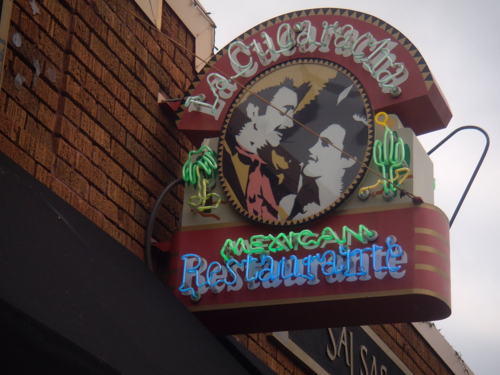 Ruminations on Food Restaurant Review La Cucaracha