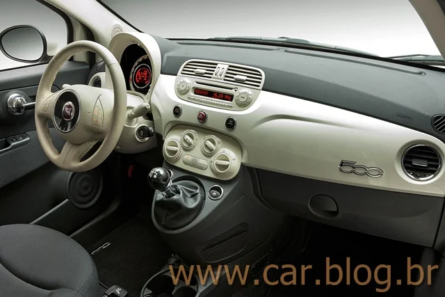 Fiat 500 Cult 1.4 Evo Flex - interior