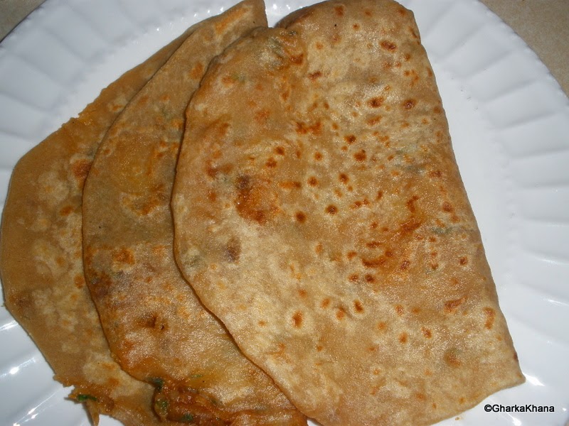 Ghar ka Khana Aloo Paratha (Parathas with potato filling)