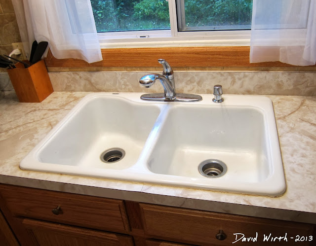 how to caulk a sink, silicone, what to use