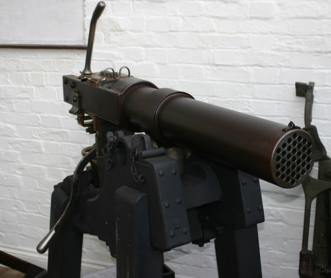 Imparare con la Storia Le armi della Prima guerra mondiale Imparare con la Storia Le armi della Prima guerra mondiale