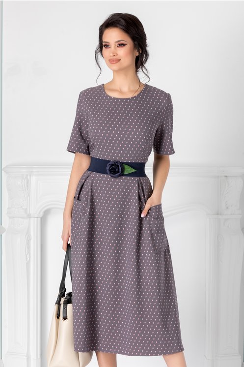 rochie gri eleganta imprimeuri roz maneci scurte decolteu rotund buzunare maxi pliuri pe talie rochie gri eleganta imprimeuri roz maneci scurte decolteu rotund buzunare maxi pliuri pe talie