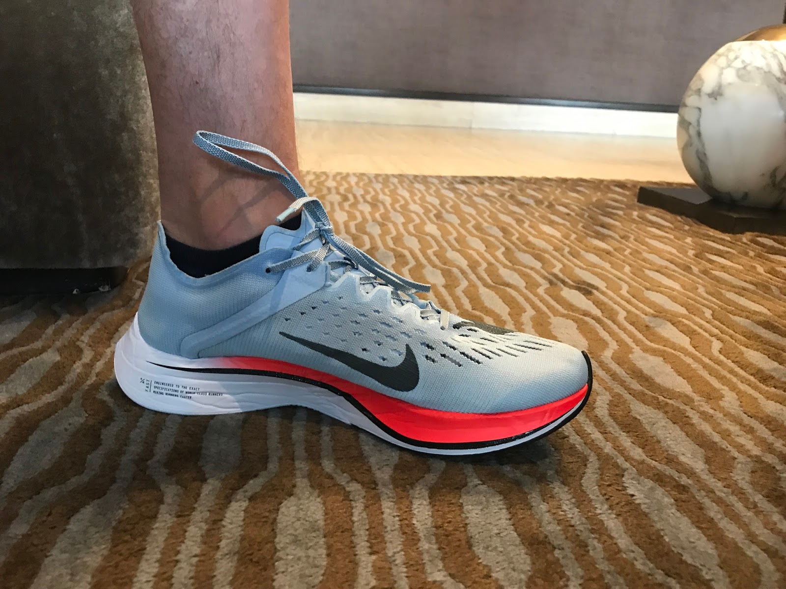 vaporfly heel strike