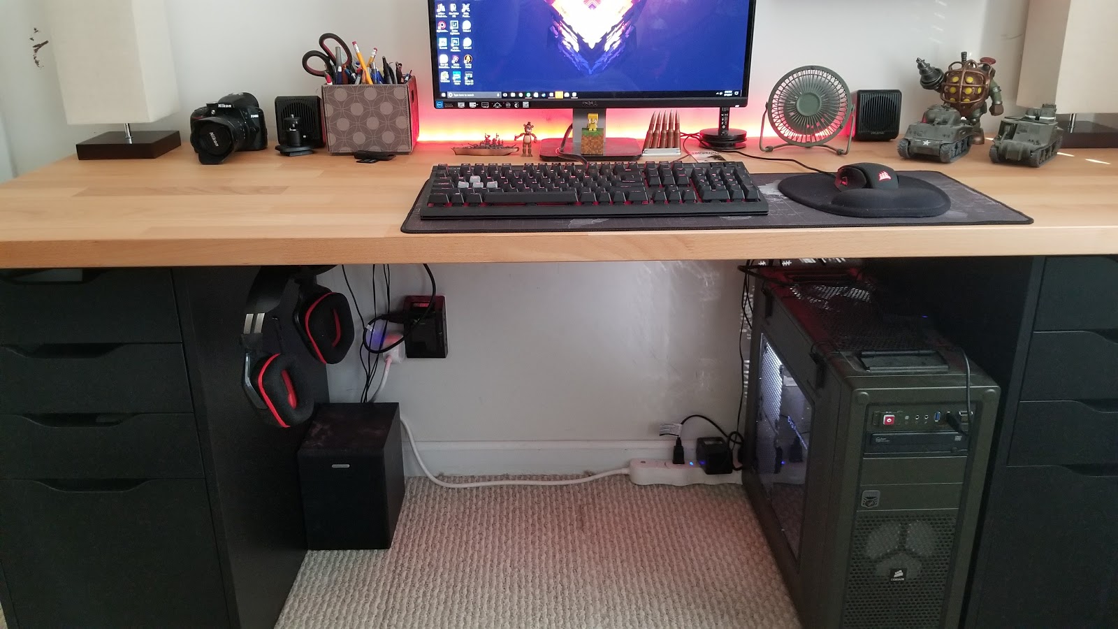 Nieuw IKEA Computer Desk Dream Build - Around $300 ~ Home Tech Dad | A PC-56