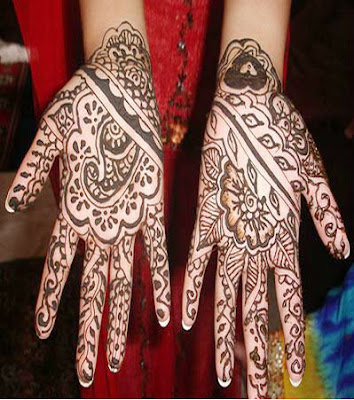 Floral and Heart Henna Design