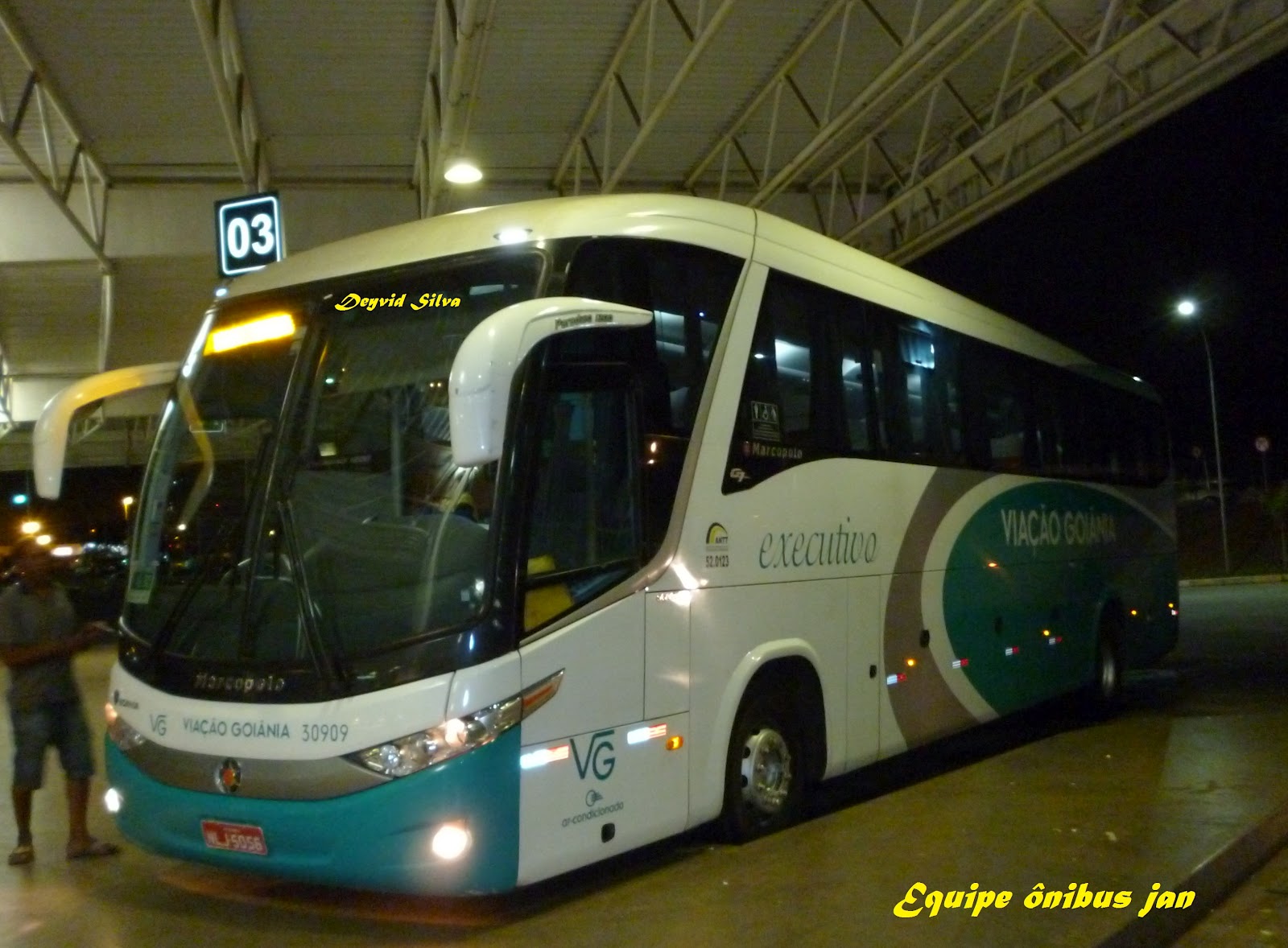 Equipe ônibus Jan Viação Goiânia