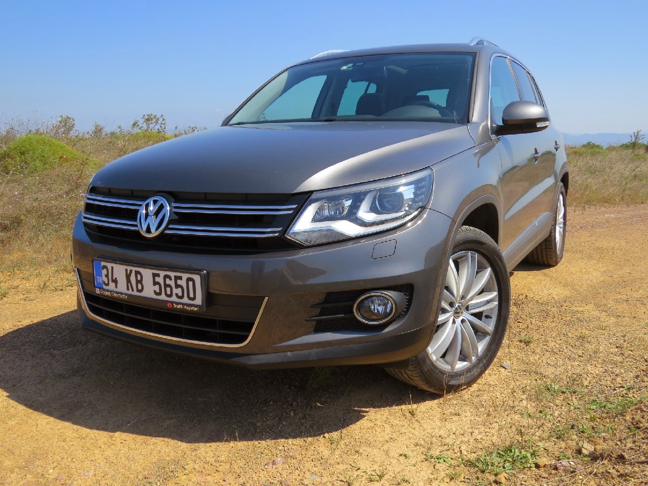 Volkswagen tiguan 2.0 at. Фольксваген Тигуан 1. Tiguan 1.4. Фольксваген Тигуан 1.4. Фольксваген Тигуан TSI.