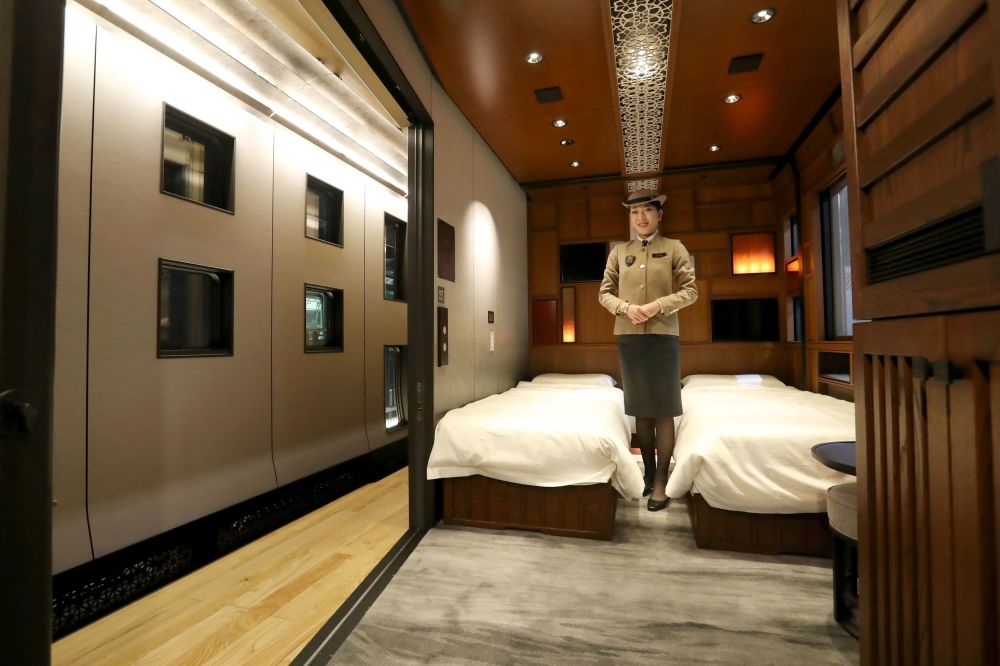 Double bed private suite Double bed private suite