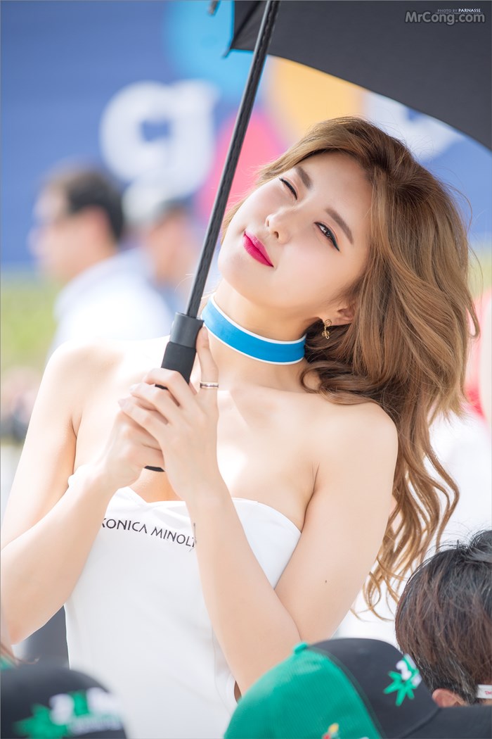 Heo Yoon Mi&#39;s beauty at the CJ Super Race event, Round 1 (70 photos) photo 3-10