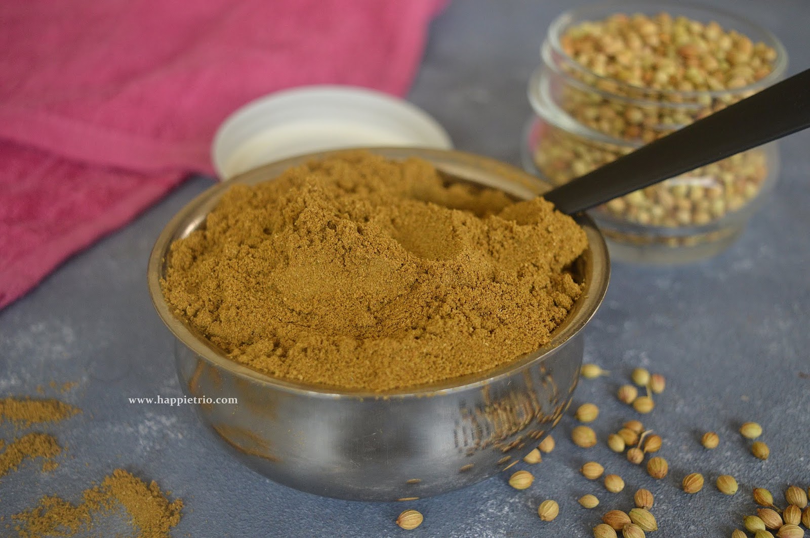 Homemade Coriander Powder Cook with Sharmila