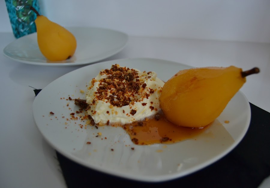 Postre peras cocidas
