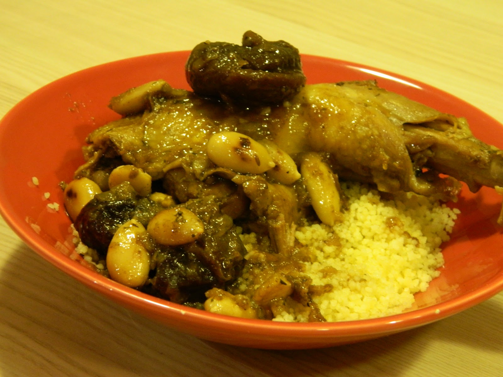 Le monde de Vlana Tajine de poulet aux fruits secs