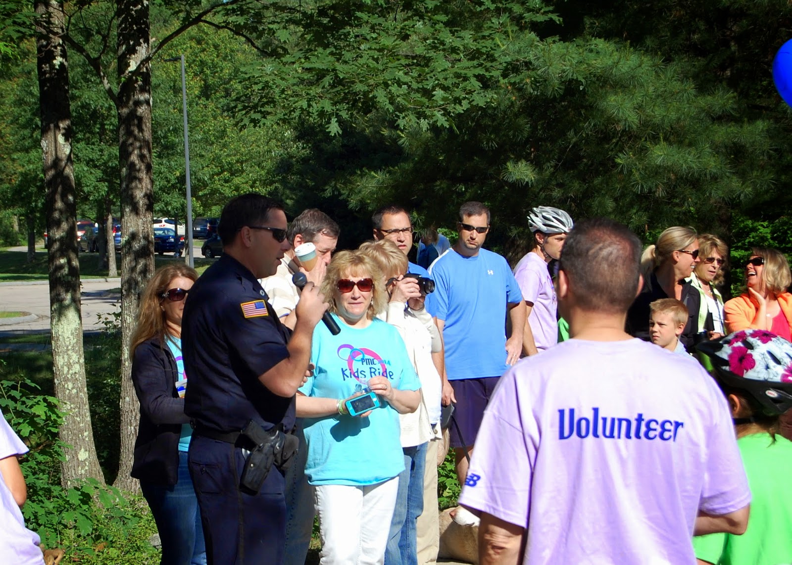 Officer Riley talks about safety on the bike before the ride Officer Riley talks about safety on the bike before the ride