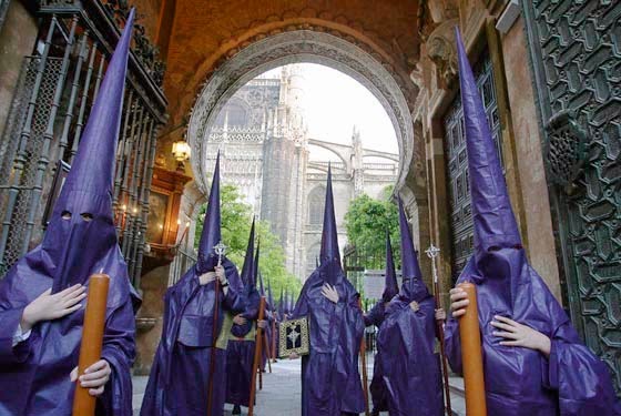 Resultado de imagen de hermandad cristo de la corona sevilla