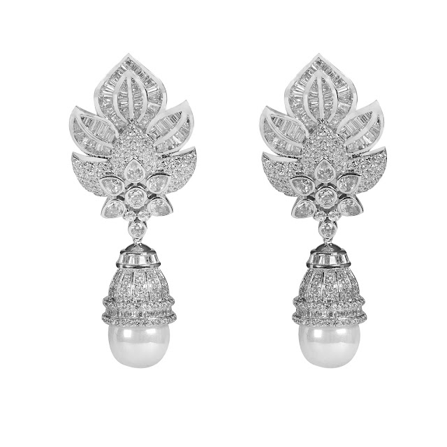 Lotus Pearl Earrings by shazé Lotus Pearl Earrings by shazé