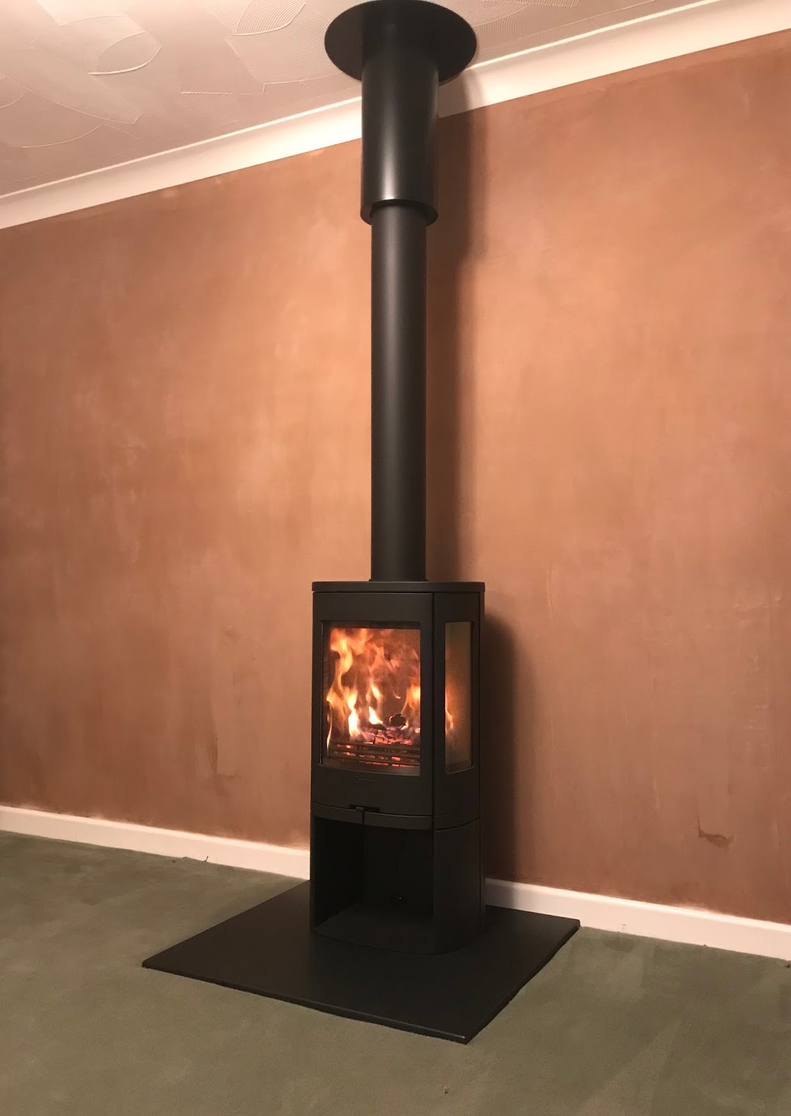 Richard Hirst. Bespoke Building & Maintenance Contura 850 Freestanding