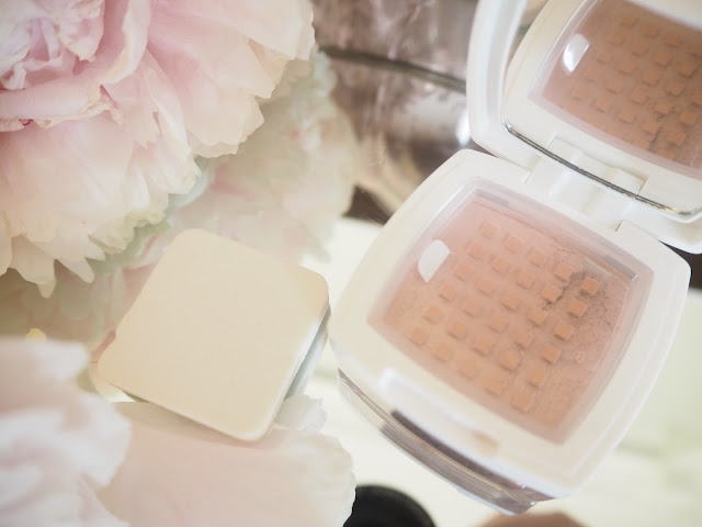 The English Mineral Makeup Company