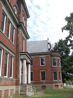 hospital mayview state dixmont jaggers snow defunct californians confuses pittsburgh mon mental famous another near