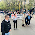 A Milano sfilano gli antiabortisti, in corteo anche Forza Nuova 
