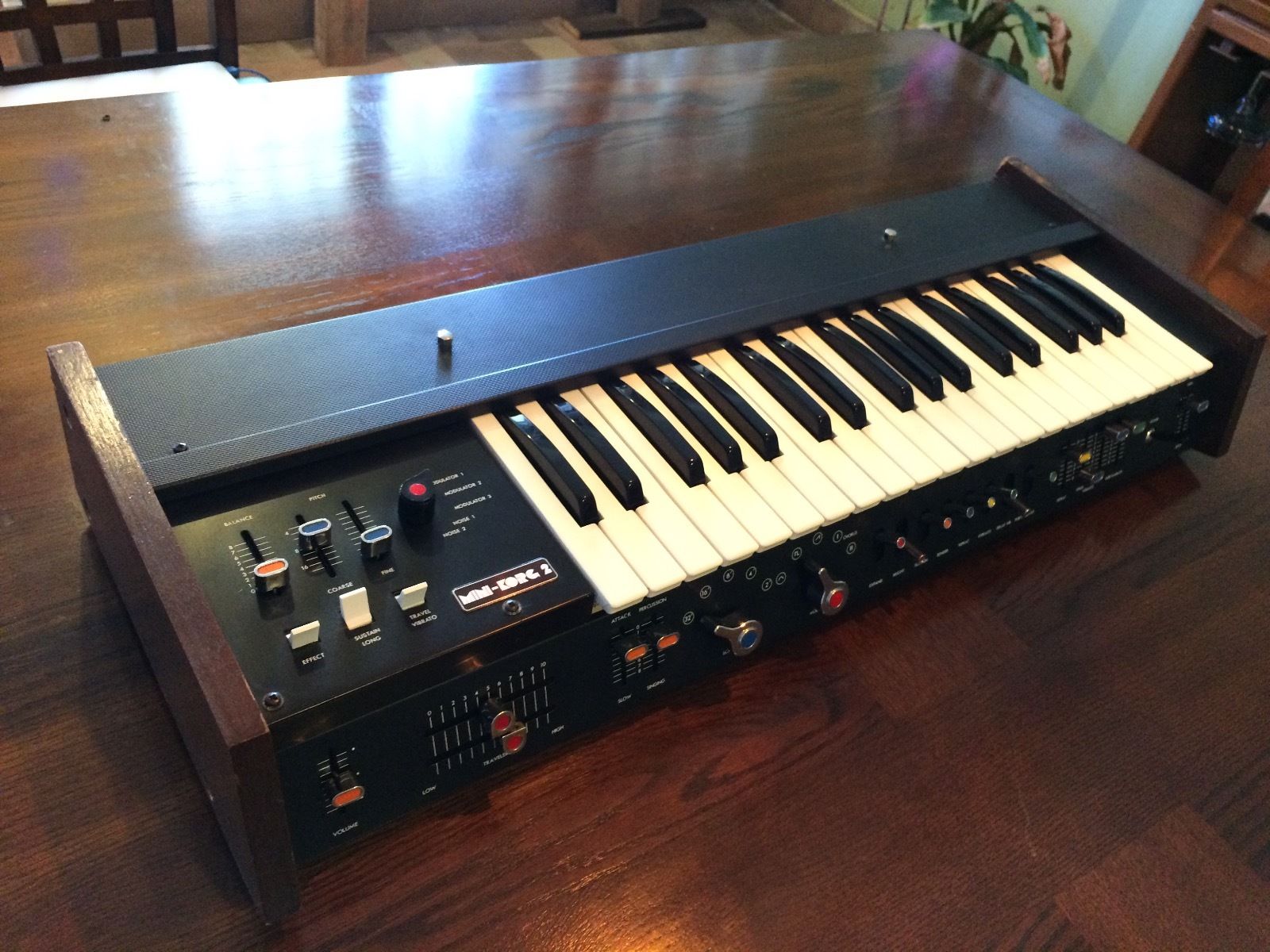 MATRIXSYNTH Vintage Synthesizer with Original Case