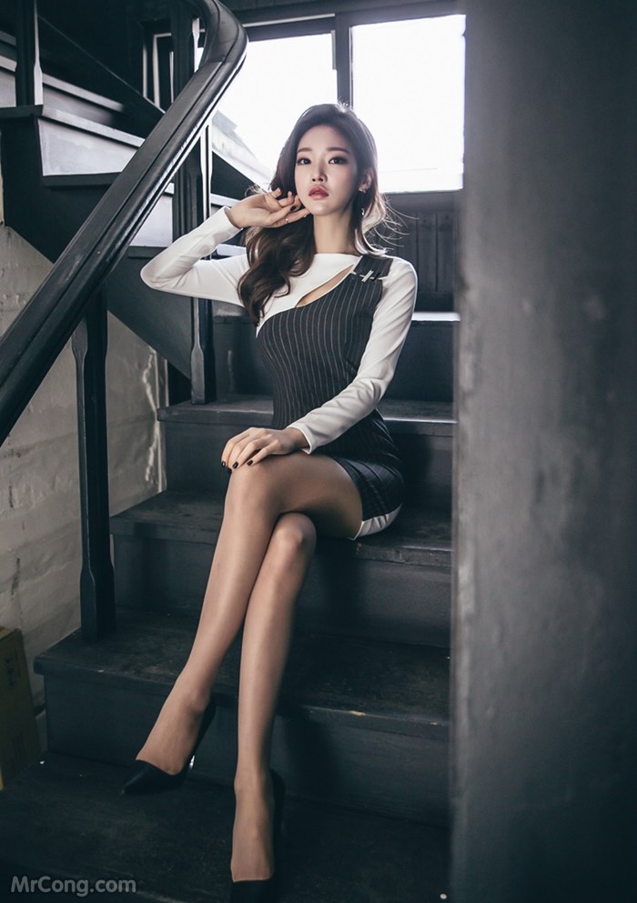 Beautiful Park Jung Yoon in the February 2017 fashion photo shoot (529 photos) photo 15-9