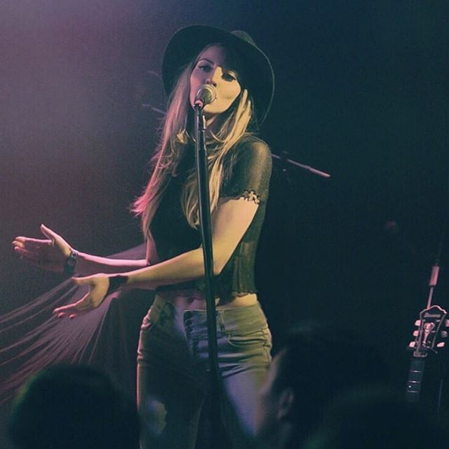 Ashley Schultz | POP SINGER - What the Fafra