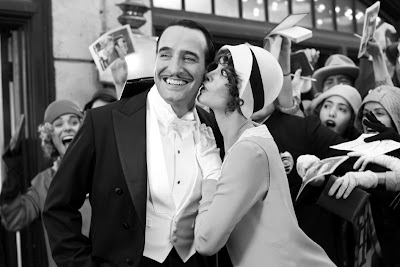 Escena de la película The Artist, de Michel Hazanavicius, con Jean Dujardin y Bérénice Béjo