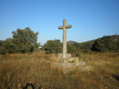 Cruz de Granito , senderismo ruta camino de pedrique , córdoba