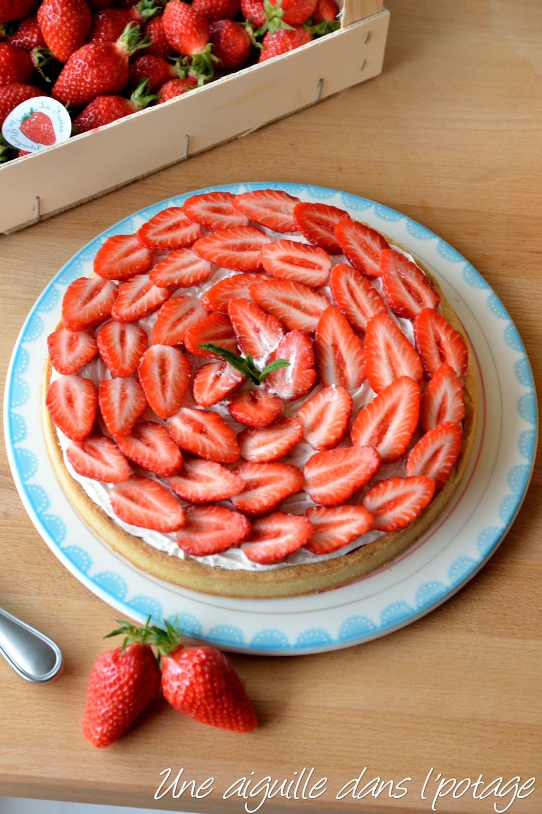 Tarte aux fraises, crème d&amp;#39;amande et chantilly – Une aiguille dans l&amp;#39;potage
