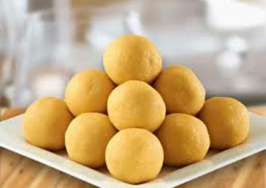 Besan Ke Laddu Recipe in Hindi