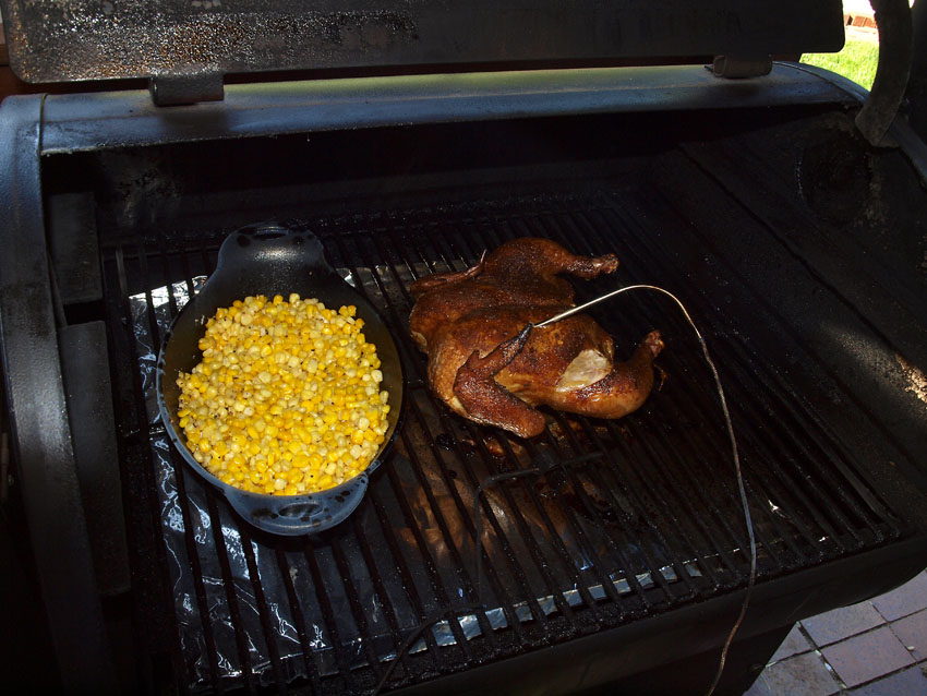Pellet Smoker Cooking: Mo Rockin Chicken, Spanish Rice & Fried Corn