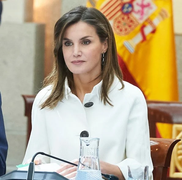 Queen Letizia attended the annual meeting with the members of the Boards of the Prince of Asturias Foundation. She wore Felipe Varela coat.