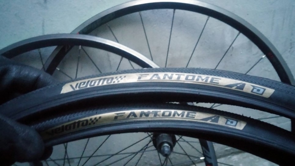 Velotto tire Clearance