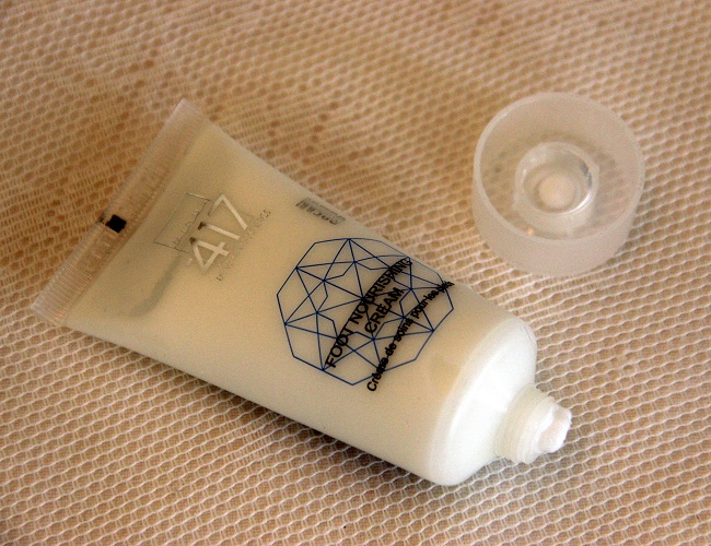 בלוג אופנה Vered'Style גלוסיבוקס אוגוסט 2012 Fashion blog Vered'Style glossybox aug 2012 israel