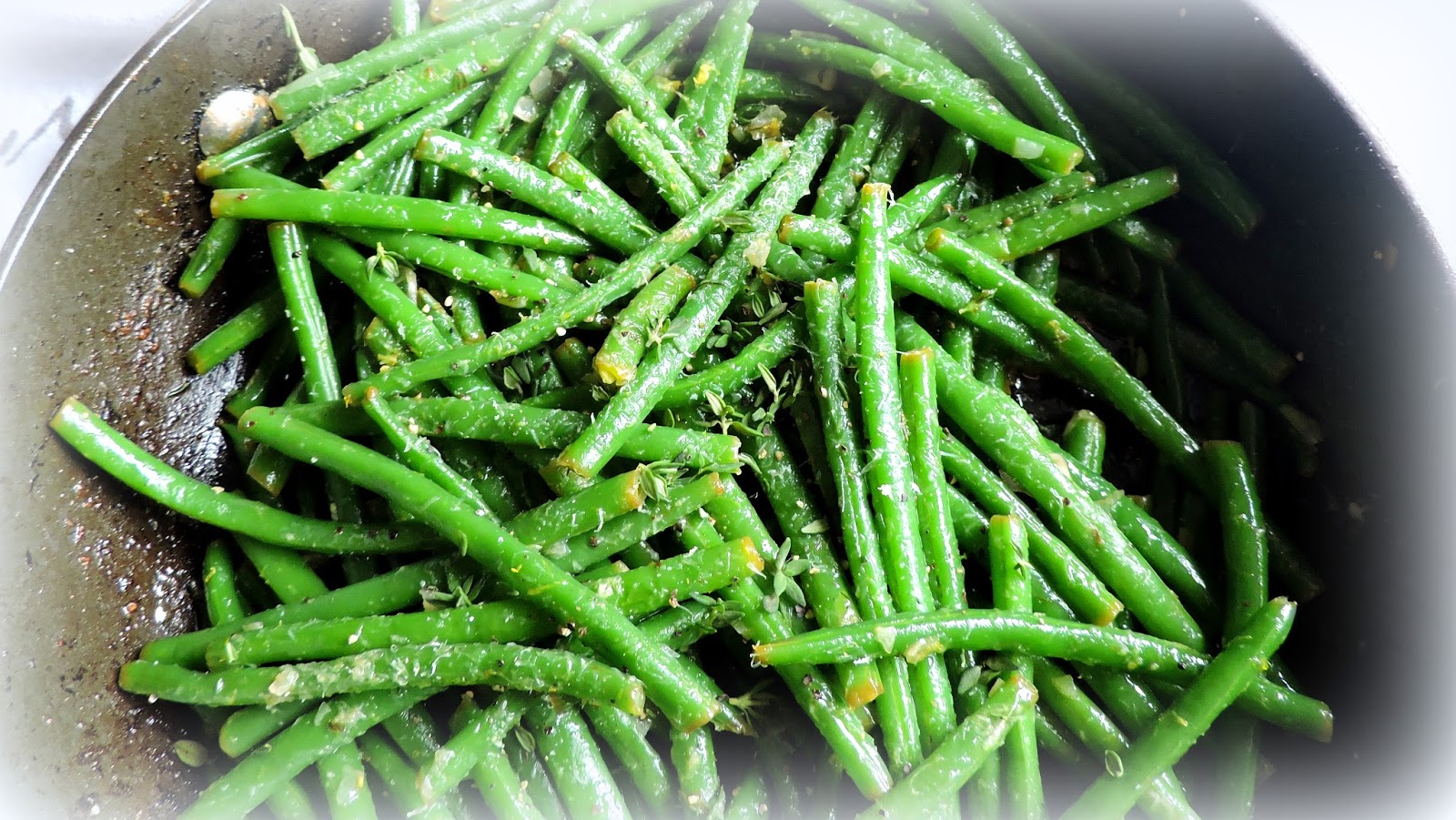 The English Kitchen Green Beans with Shallots, Lemon & Thyme