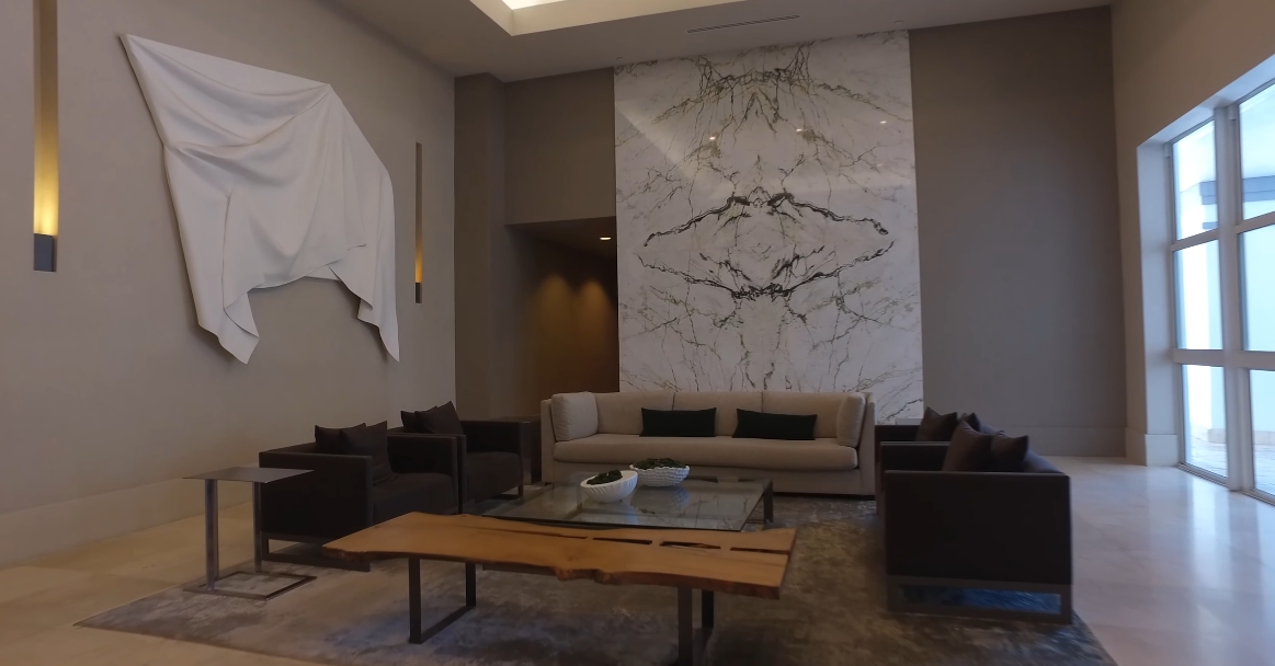 41 Photos vs. 2 MIAMI Waterfront Condos + Private Pool Home Interior Design Tours