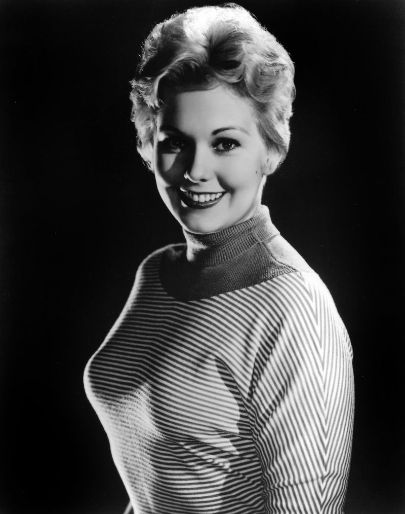 kim novak kim film noir photos sweater girl kim novak kim novak kim film noir photos sweater girl kim novak