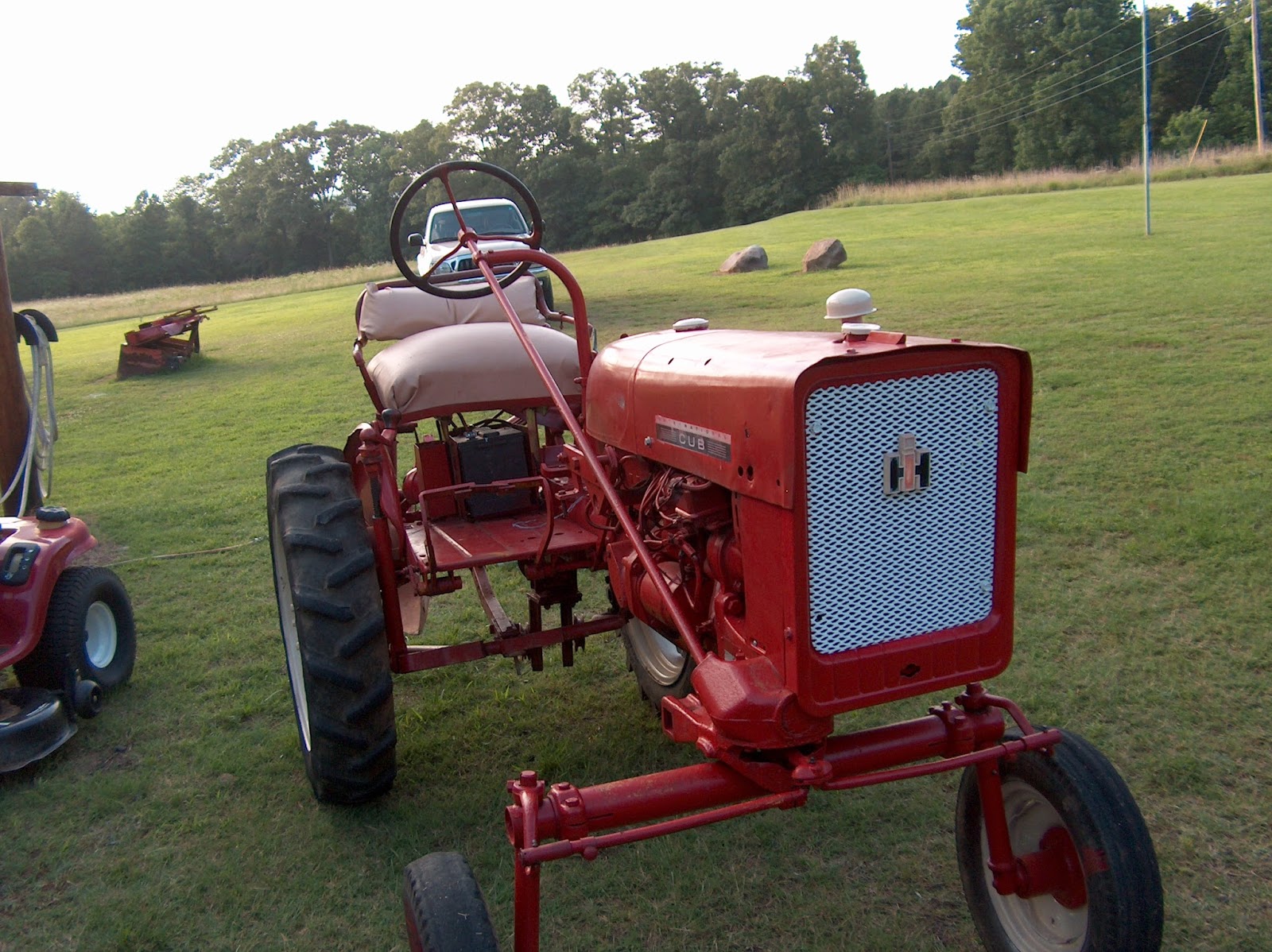 Farmall Cub Hub Farmall Cub And Woods Finish Mower